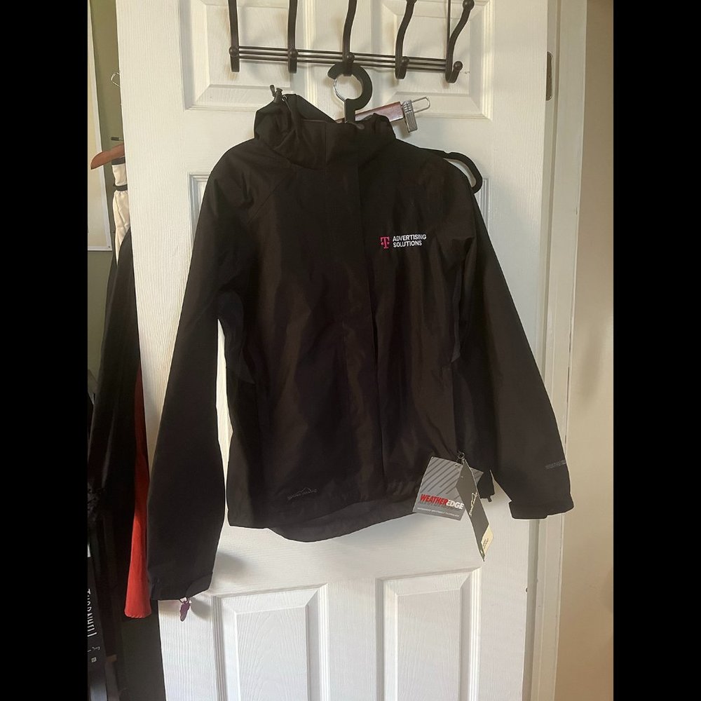 NWT Eddie Bauer Weather Edge Women's Rain Jacket Black Medium